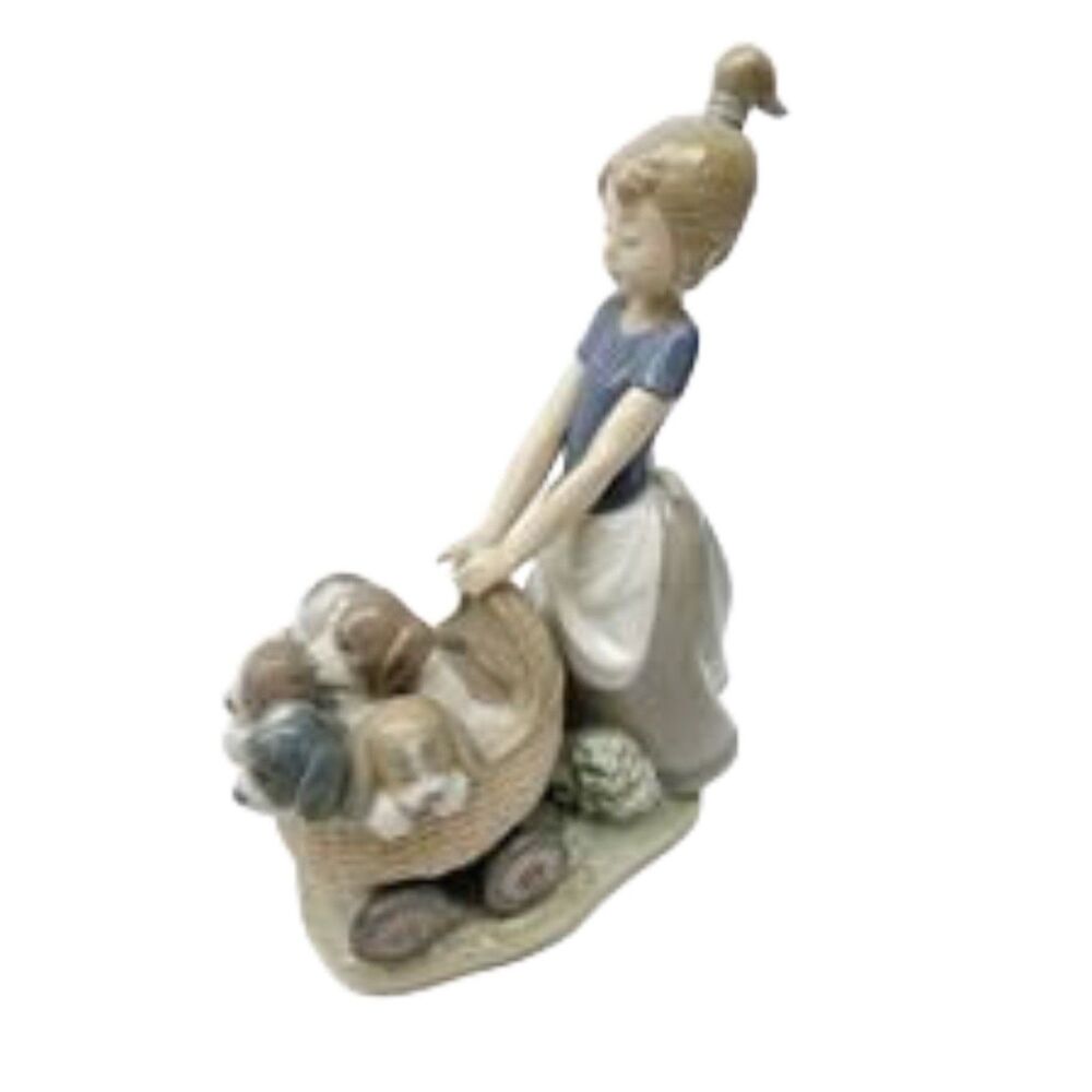 LLADRO 5364 "Litter Of Fun" Girl With Puppies In Cart Retired Figurine Spain